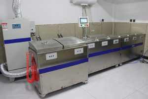 OPT-600型荧光渗透检测线